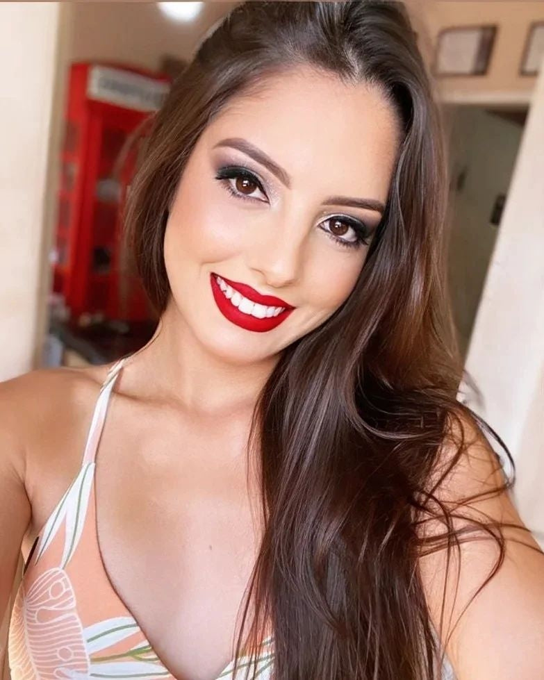 Alice Oliveira